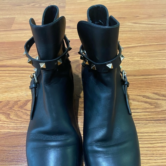 Valentino Garavani Rockstud Ankle Boots - Picture 7 of 12